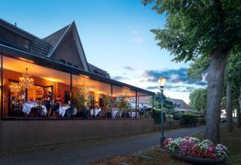 Aubergine Logeren & Dineren has Balcony rooms