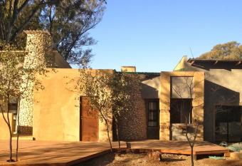 Damascus Bush Lodge has Balcony rooms