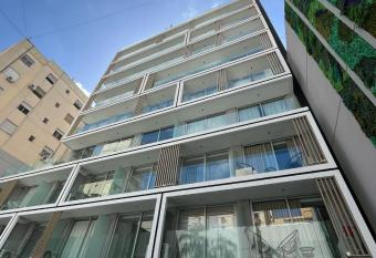 GARTEN HAUS BA has rooms with a private hot tub