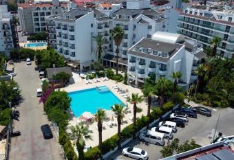 Marmaris All Inclusive Beach Hotel has Balcony rooms