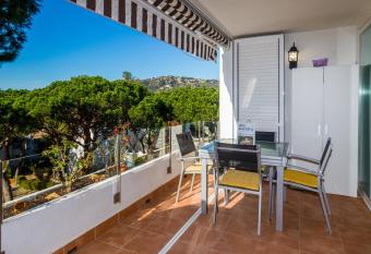 Ginjoler 53 has Balcony rooms