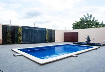 Casa Chico Rosa allows 18 year olds to book a room