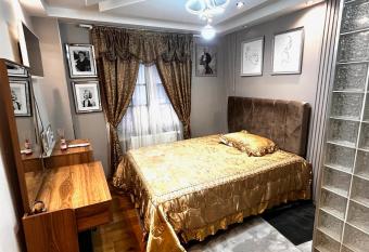 Elegancia del JJM allows 18 year olds to book a room