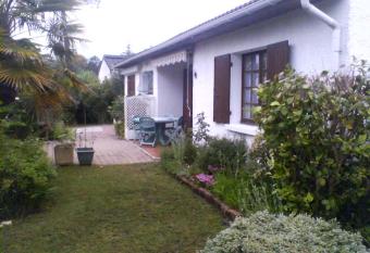 Vacances    Ar  s has Balcony rooms