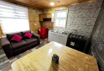 Departamento La Escondida 1 allows 18 year olds to book a room