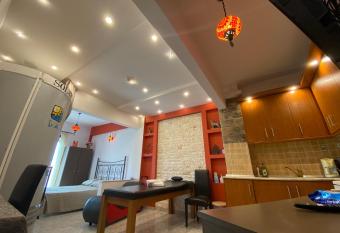 Afroditi Solarium/Massage Apartment allows 18 year olds to book a room