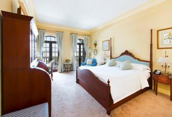 Rocks Hotel allows 18 year olds to book a room