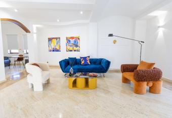 Villa Vetrano Rooms has Balcony rooms