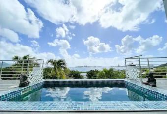 Maison de Camille has Balcony rooms