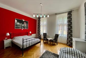 Casa Balcescu allows 18 year olds to book a room