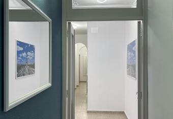 Puzzle Rooms has Balcony rooms