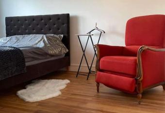 Chez Fr  d  ric - Gare de Metz    2 minutes    pied - Appartement enti  rement   quip   has Balcony rooms