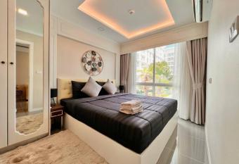 UNFORGETTABLE 1 Bedroom for Rent in Orient Condo has Balcony rooms