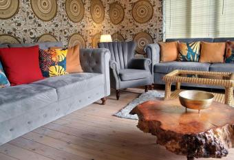 Captivating 3-Bed House in Saffron Walden has Balcony rooms