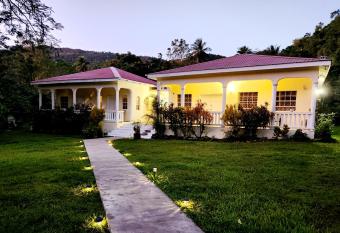 Maison 79 allows 18 year olds to book a room