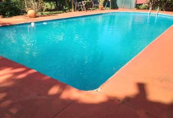 hostel amigos iguazu allows 18 year olds to book a room