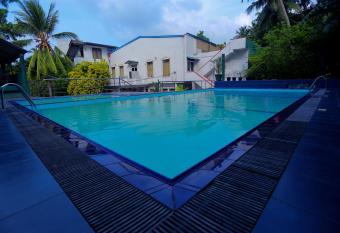 Hotel Aradhana has Balcony rooms