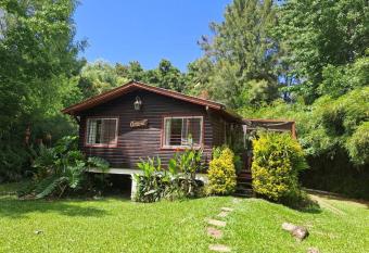 Caba  a hippie chic en isla del Delta (Rompani) allows 18 year olds to book a room