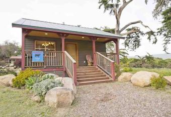Pacific Coast Highway Milkhouse has Balcony rooms