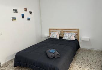 Apartamento C san Jose de los Llanos allows 18 year olds to book a room