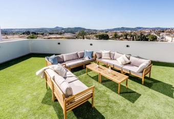 Prime Spanish Holidays - Essential Penthouse Apartments allows 18 year olds to book a room