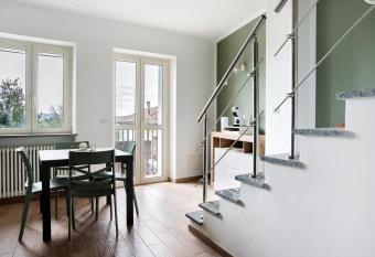 Attiva Lanze has Balcony rooms