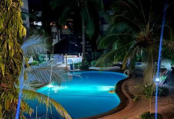 Studio La Bella has Balcony rooms