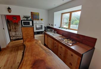 Long  re de charme entre mer et terre has Balcony rooms