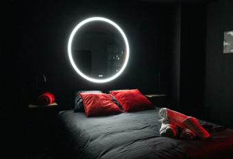 L   alc  ve de la tentation allows 18 year olds to book a room