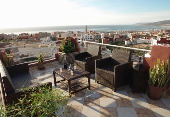 Dar Oc  ana has Balcony rooms