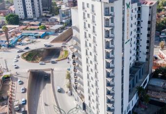 Shitaye Suite Hotel allows 18 year olds to book a room