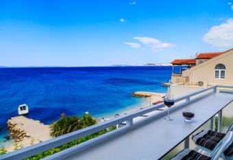 Ante Apartments has Balcony rooms