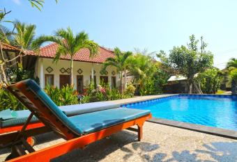 Nyoman Guesthouse and Grill has Balcony rooms