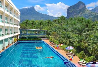 The Pano Hotel And Residence has Balcony rooms