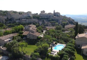 Mas de la Beaume allows 18 year olds to book a room