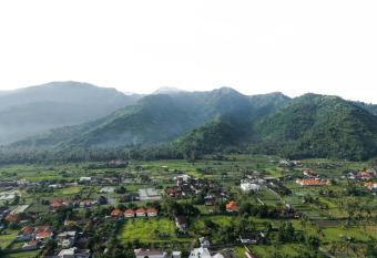 Arshaka Villa has Balcony rooms