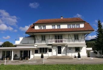 Landcafe mit Mini Hotel has Balcony rooms