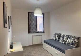 Mont Blanc Dogana Svizzera allows 18 year olds to book a room