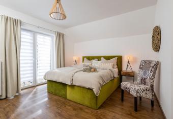 Kleiner Storch - Seehotel D  mmer has Balcony rooms