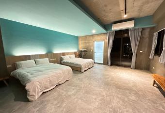 21 Tao Heung Homestay has Balcony rooms