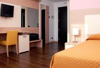 Groane Hotel Residence has Balcony rooms