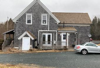 Cape Cod living in Nova Scotia allows 18 year olds to book a room