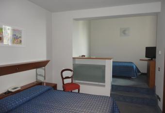 Cravero Rooms has Balcony rooms