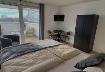 Penthouse Apartment in Kehl has Balcony rooms