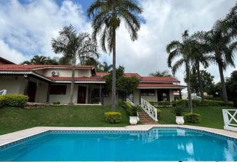 Chacara casa de campo Condom  nio fechado itupeva has Balcony rooms