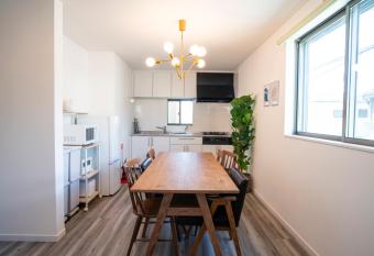 GLOCE       QRP         KAMAKURA allows 18 year olds to book a room