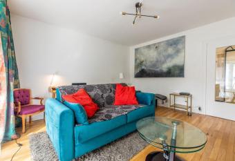 La rose des vents -Magnifique F2 avec Parking 32 Jean Jaures has Balcony rooms