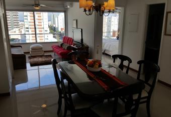 Edificio Santos Dumont Punta del Este - apto 1113 allows 18 year olds to book a room