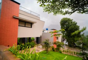 irishighes villas has Balcony rooms