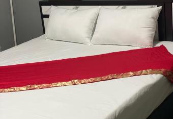 Saran Hostel krabi Thailand allows 18 year olds to book a room